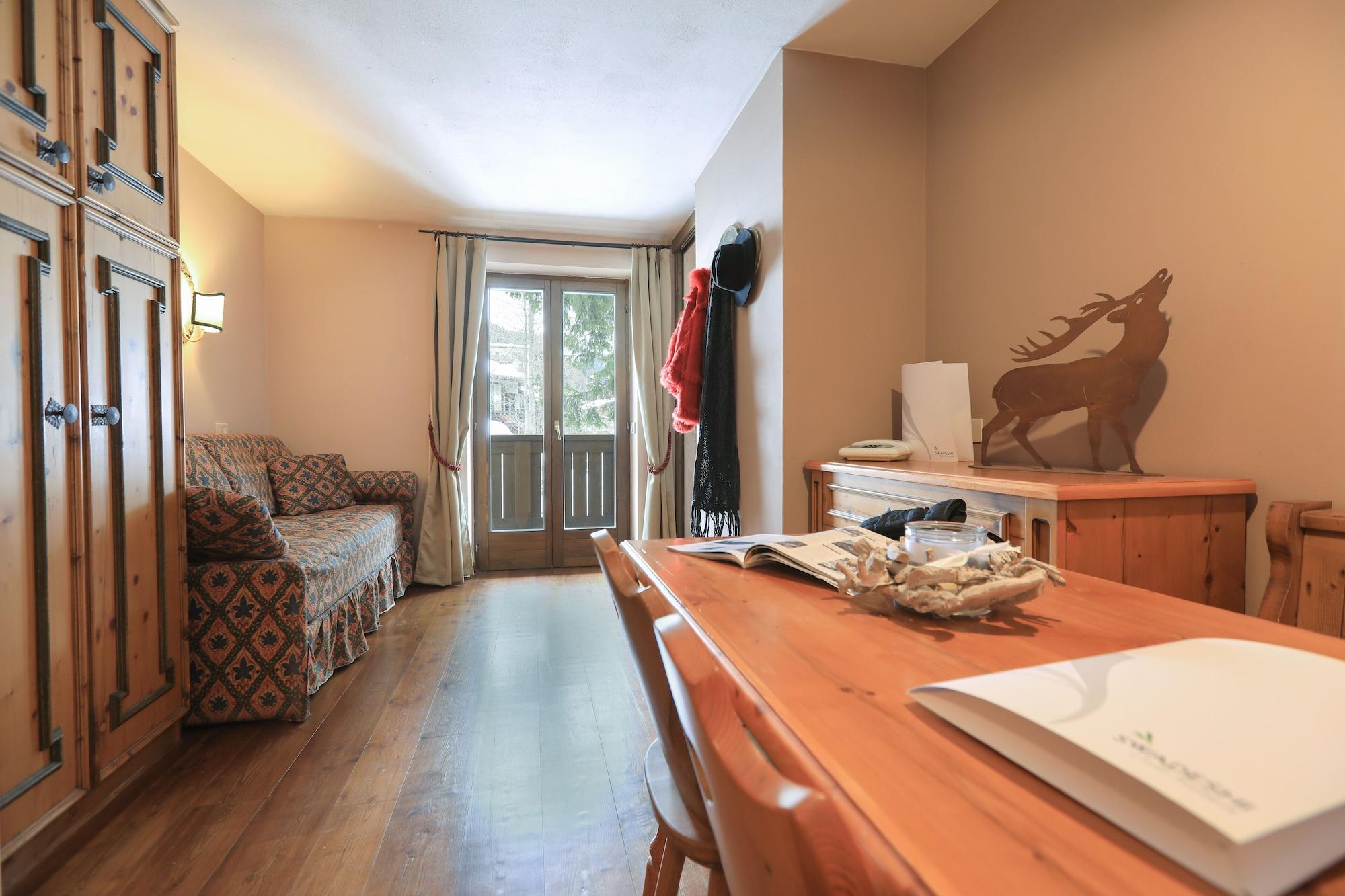 Hotel Perla Madonna di Campiglio Ngoại thất bức ảnh