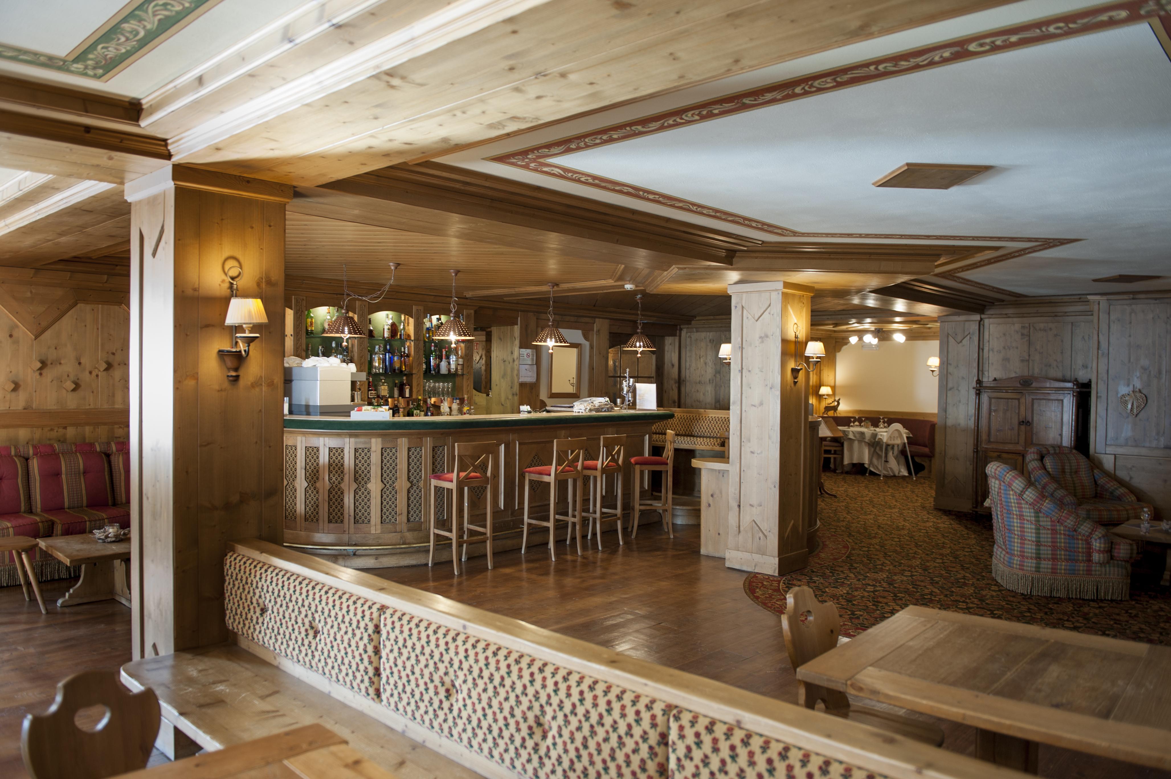 Hotel Perla Madonna di Campiglio Ngoại thất bức ảnh