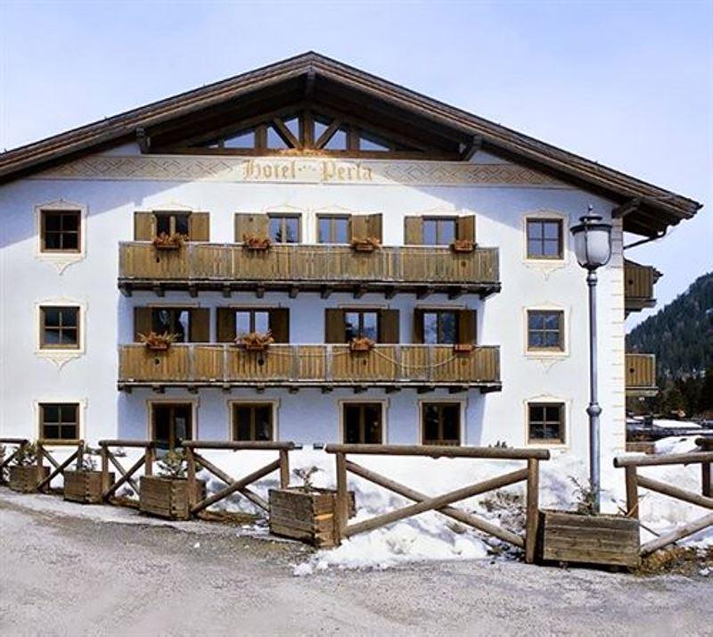 Hotel Perla Madonna di Campiglio Ngoại thất bức ảnh