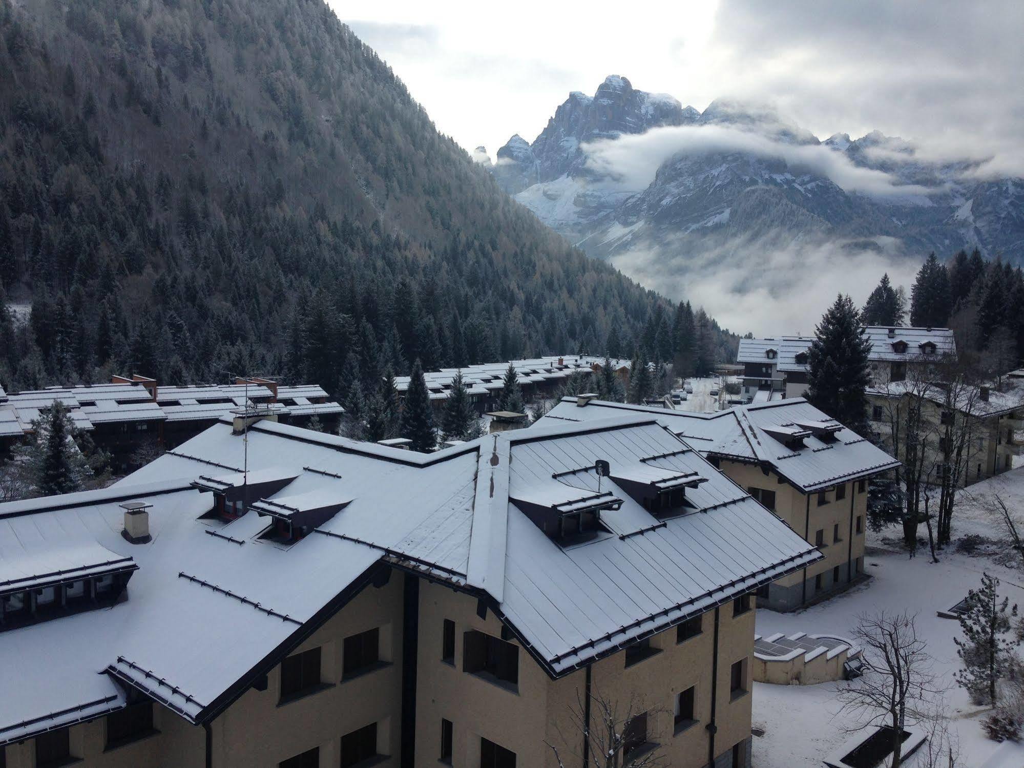 Hotel Perla Madonna di Campiglio Ngoại thất bức ảnh