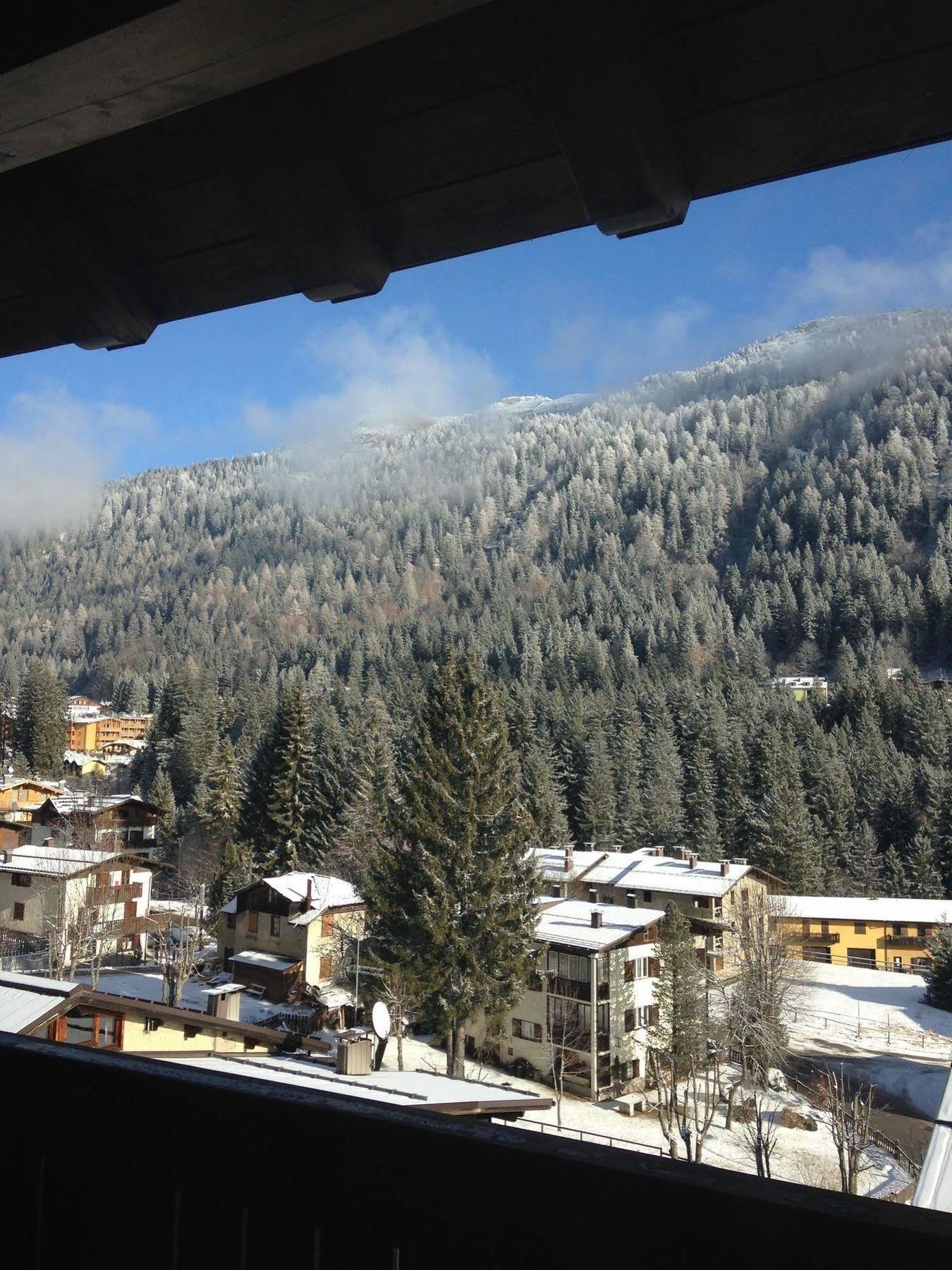 Hotel Perla Madonna di Campiglio Ngoại thất bức ảnh
