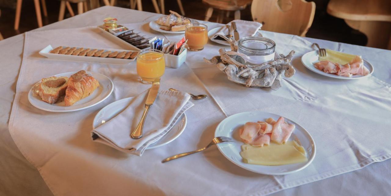 Hotel Perla Madonna di Campiglio Ngoại thất bức ảnh